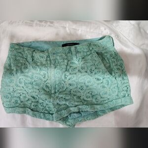 💣 5 For $20 Forever 21 Green High Waist Lace Shorts